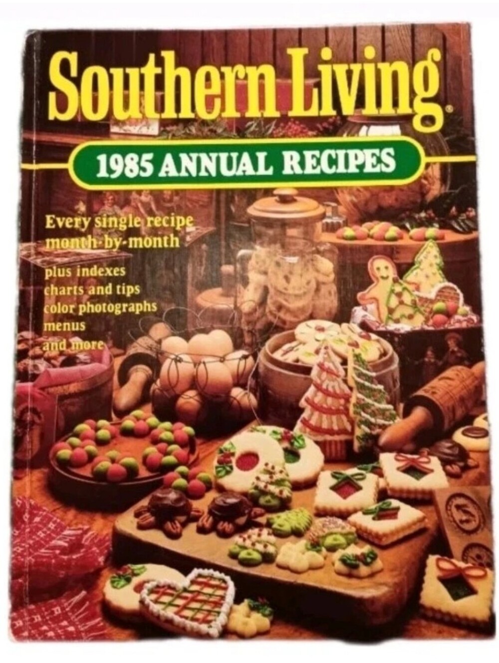 1985 Southern Living Hardcover Cookbook, Country Farmhouse Holiday Kitchen